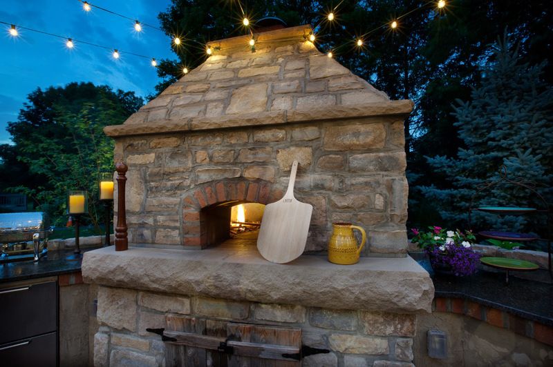 Wood-Fired Pizza Ovens